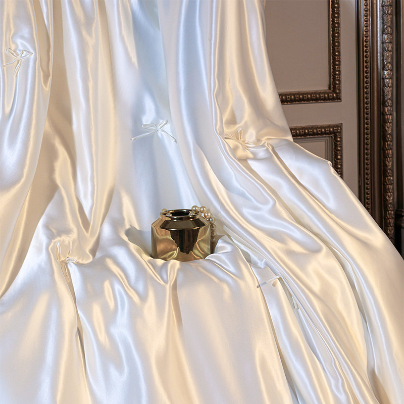 奢华蝴蝶结100%桑蚕丝秋冬春秋被 欣恋家纺蚕丝被