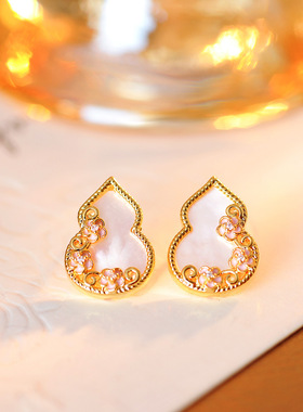 天然贝壳葫芦吊坠珍珠项链2025新款小米珠颈链轻奢高级感批发代发