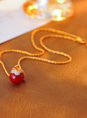 红色玛瑙柿柿如意吊坠项链秋冬轻奢小众高级感气质毛衣链批发代发
