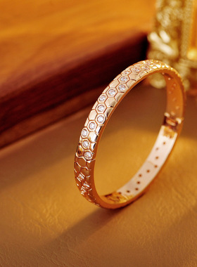 【欧阳娜娜同款】几何半钻蜂巢手镯女轻奢小众高级感手镯批发代发