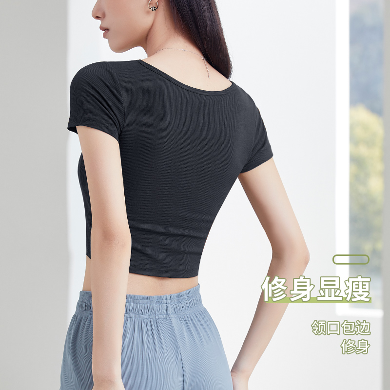  莎瑞诗吊带/背心/T恤