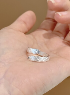 原创设计简约拉丝戒指女小众设计菱格纹指环开口可调节戒指学生党