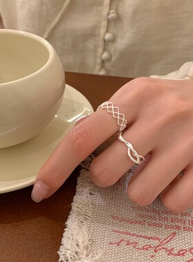 简约几何网格戒指女百搭叠戴线条缠绕开口指环ins风小清新食指戒