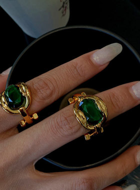 欧美个性绿宝石戒指女复古时尚重工嘻哈开口指环镂空食指戒