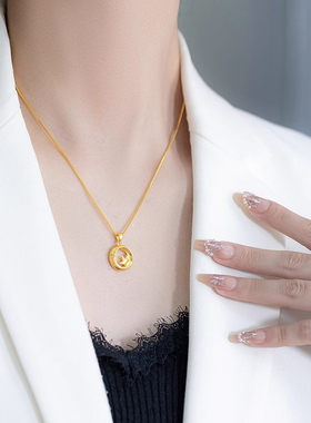 黄金色送礼物简约女王皇冠吊坠