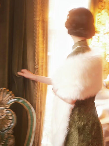 新娘婚纱礼服旗袍毛披肩外搭保暖加厚秋冬季大码汉服结婚外套斗篷 - 图2