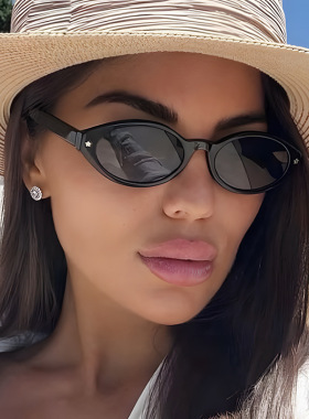 欧美复古超小椭圆形米钉太阳眼镜