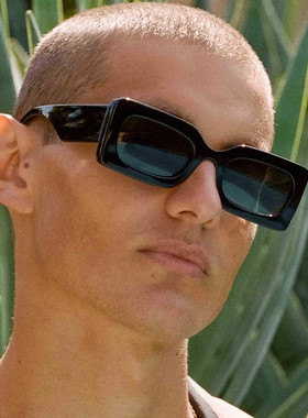 嘻哈蹦迪出游方形复古朋克男女潮