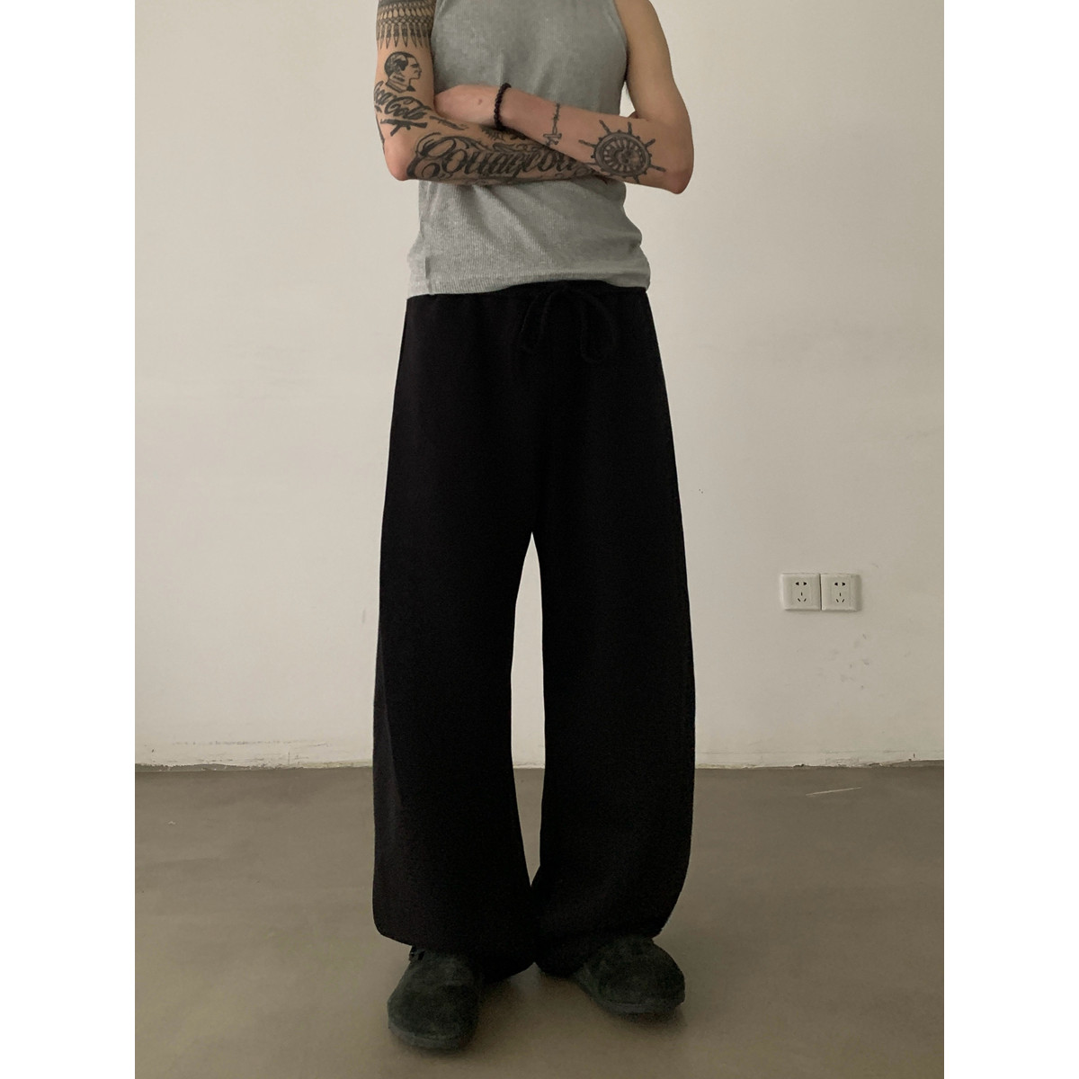 INKNOTS简约复古运动休闲加绒弯刀卫裤男女美式慵懒松弛感阔腿裤,淘宝优惠券,粉丝福利购,淘宝优惠卷