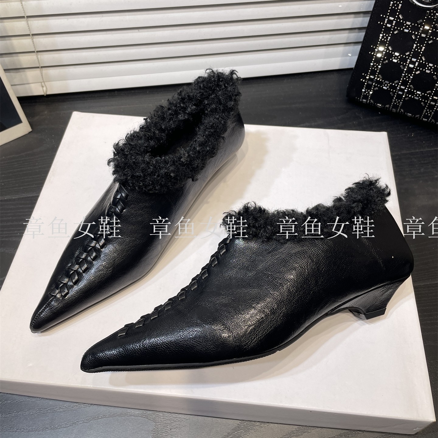 法式秋冬复古手工编织加绒深口尖头单鞋女时尚显瘦保暖气质毛毛鞋,淘宝优惠券,粉丝福利购,淘宝优惠卷