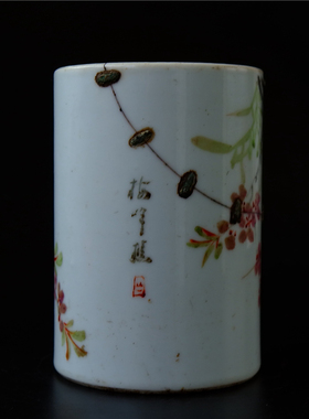 清代花鸟笔筒陶瓷艺术品