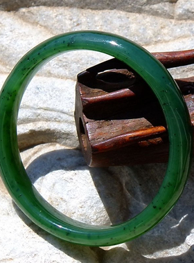 6241天然新疆和田玉籽料带证书