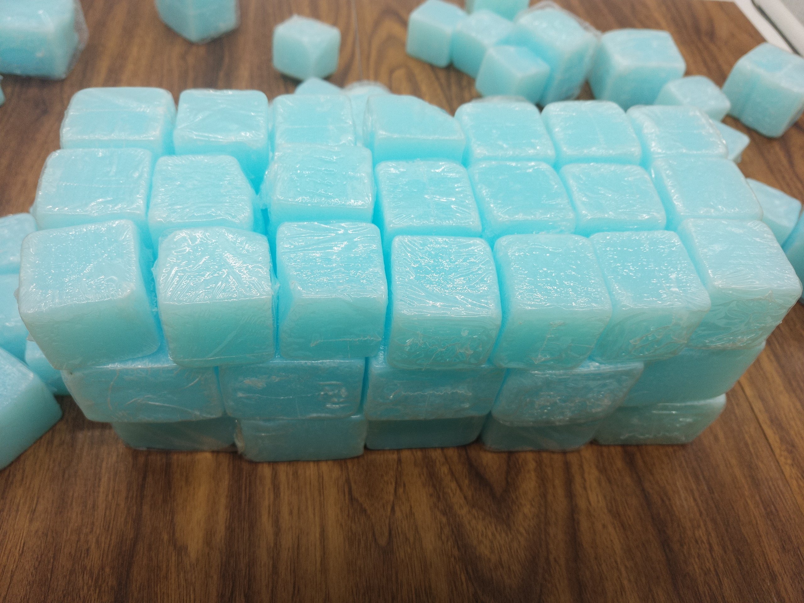 小火锅固体酒精蜡 罐装蜡固体酒精块火锅燃料干锅专用固体蜡耐烧