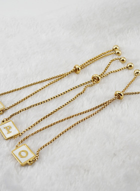 钛钢天然贝壳26字母拉拉手链女跨境不锈钢方18k金可调节手链