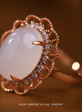 珠宫椭圆戒指和田玉18K金