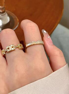 轻奢闪闪字母叠戴戒指女可调节