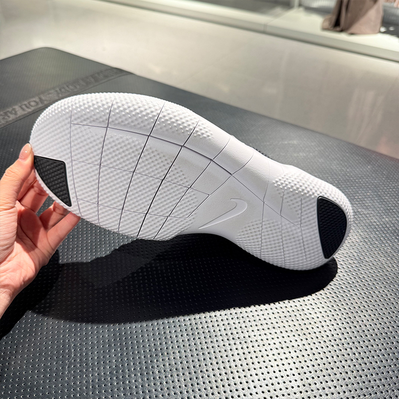 NIKE耐克FREE 2025男训练赤足飞织耐磨透气运动跑步鞋HF1078-002 - 图3