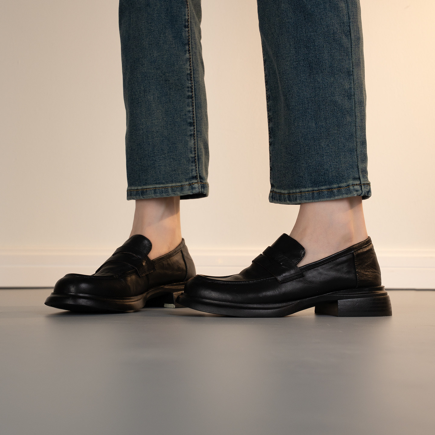 英伦风厚底乐福鞋女2026春季新款羊皮深口单鞋通勤百搭一脚蹬圆头,淘宝优惠券,粉丝福利购,淘宝优惠卷