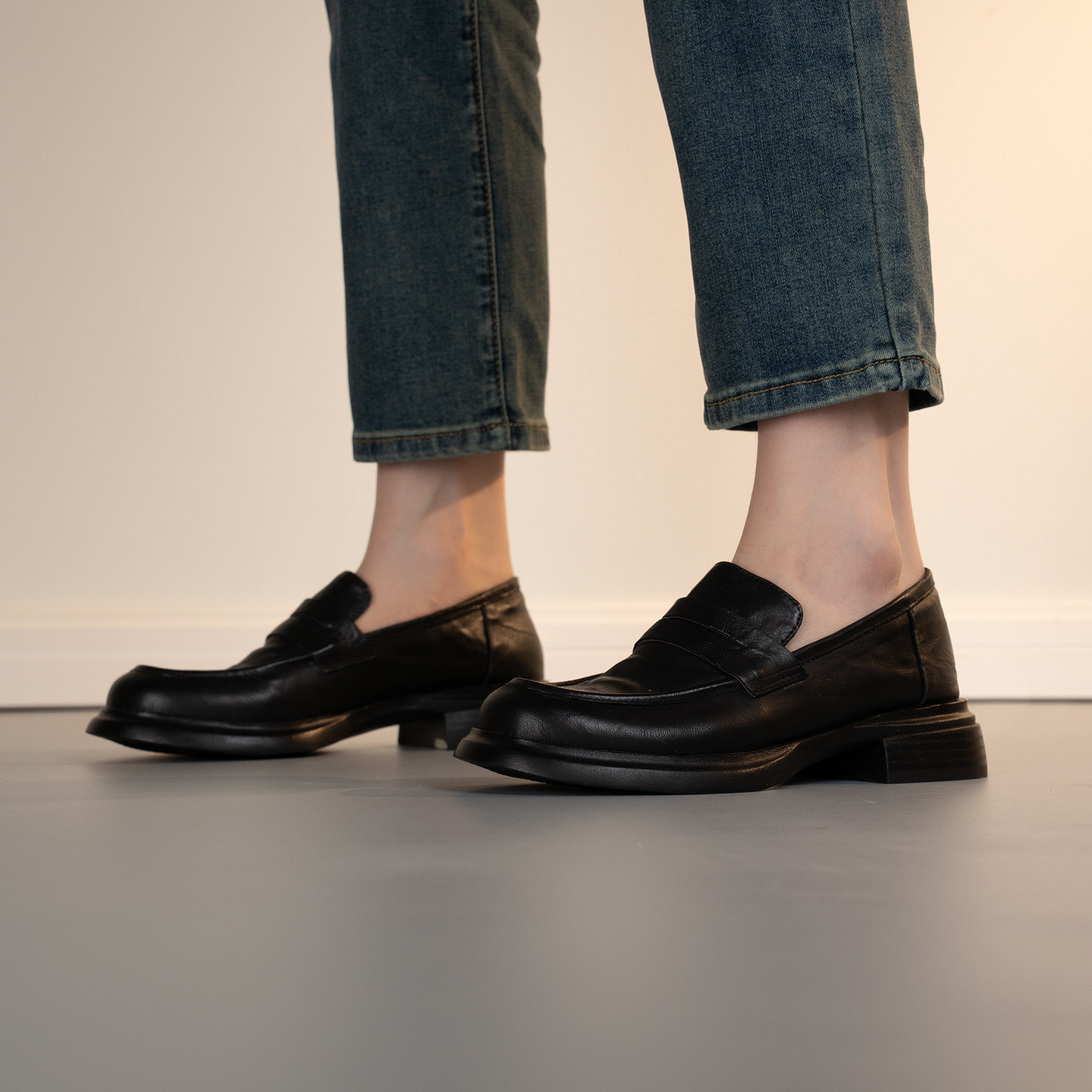 英伦风厚底乐福鞋女2026春季新款羊皮深口单鞋通勤百搭一脚蹬圆头,淘宝优惠券,粉丝福利购,淘宝优惠卷