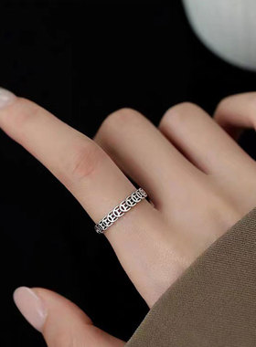 s925纯银铜钱戒指男女复古做旧轻奢小众设计转运招财钱串子活口戒