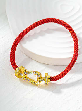 镶锆马蹄扣红绳手链新年氛围感小众百搭本命年幸运手绳2132