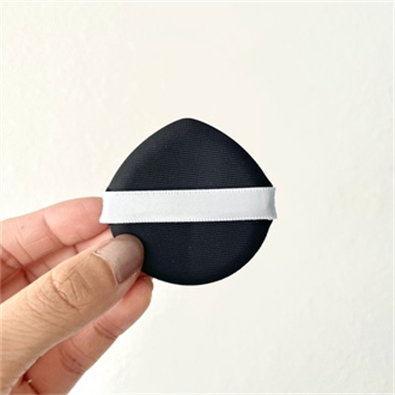 日本代购sana粉底液莎娜毛穴职人新款粉底液小支房里开挂气垫 - 图2