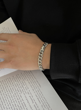 男生钛钢复古港风百搭