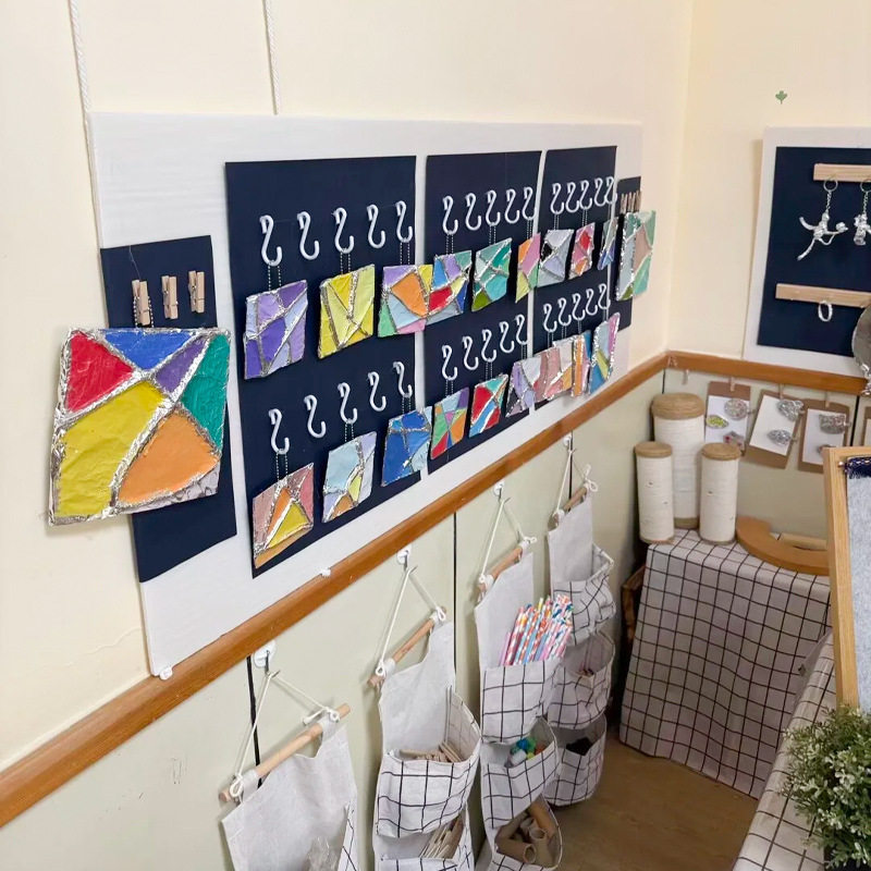 Kindergarten Environmental Intangible Cultural Heritage Handmade Tin Foil DIY Collar Ring Classroom Hall Corridor Decoration Materials