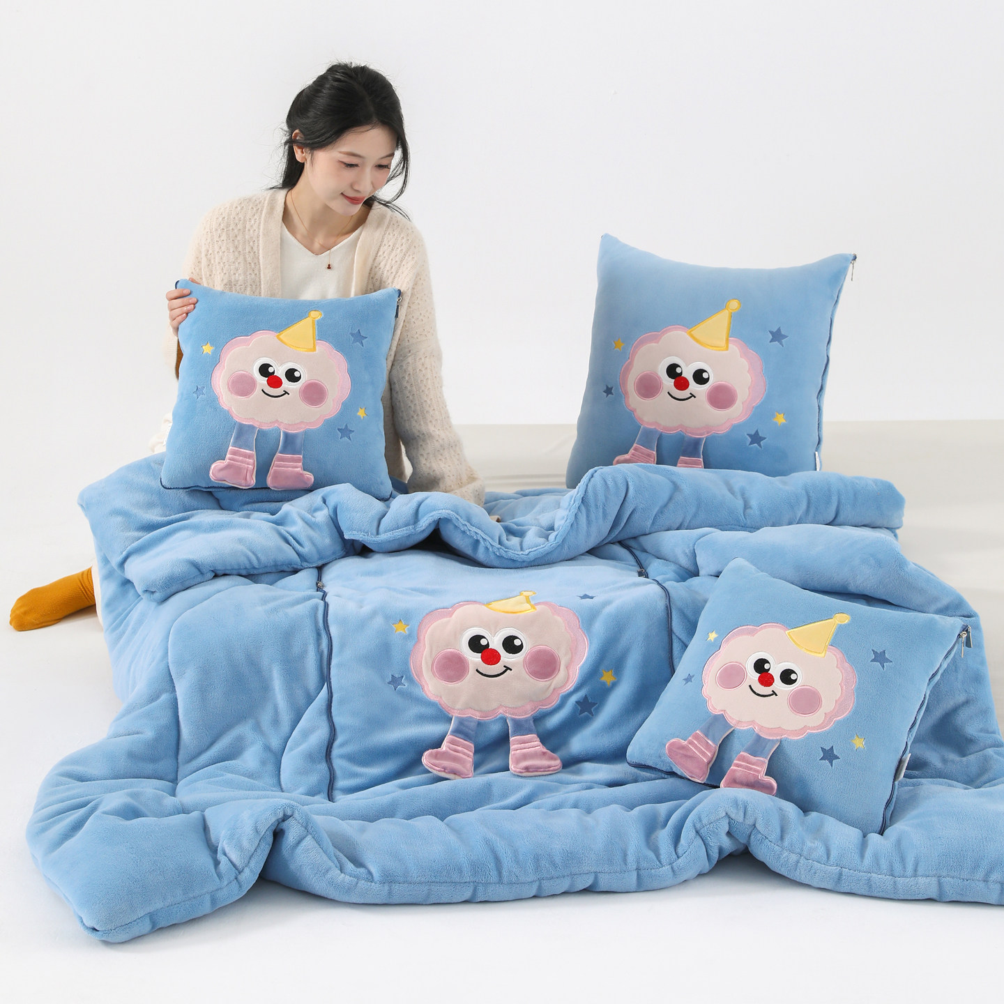 网红加厚抱枕被两用加绒汽车靠垫办公室沙发午休便携可折叠毛毯子,淘宝优惠券,粉丝福利购,淘宝优惠卷