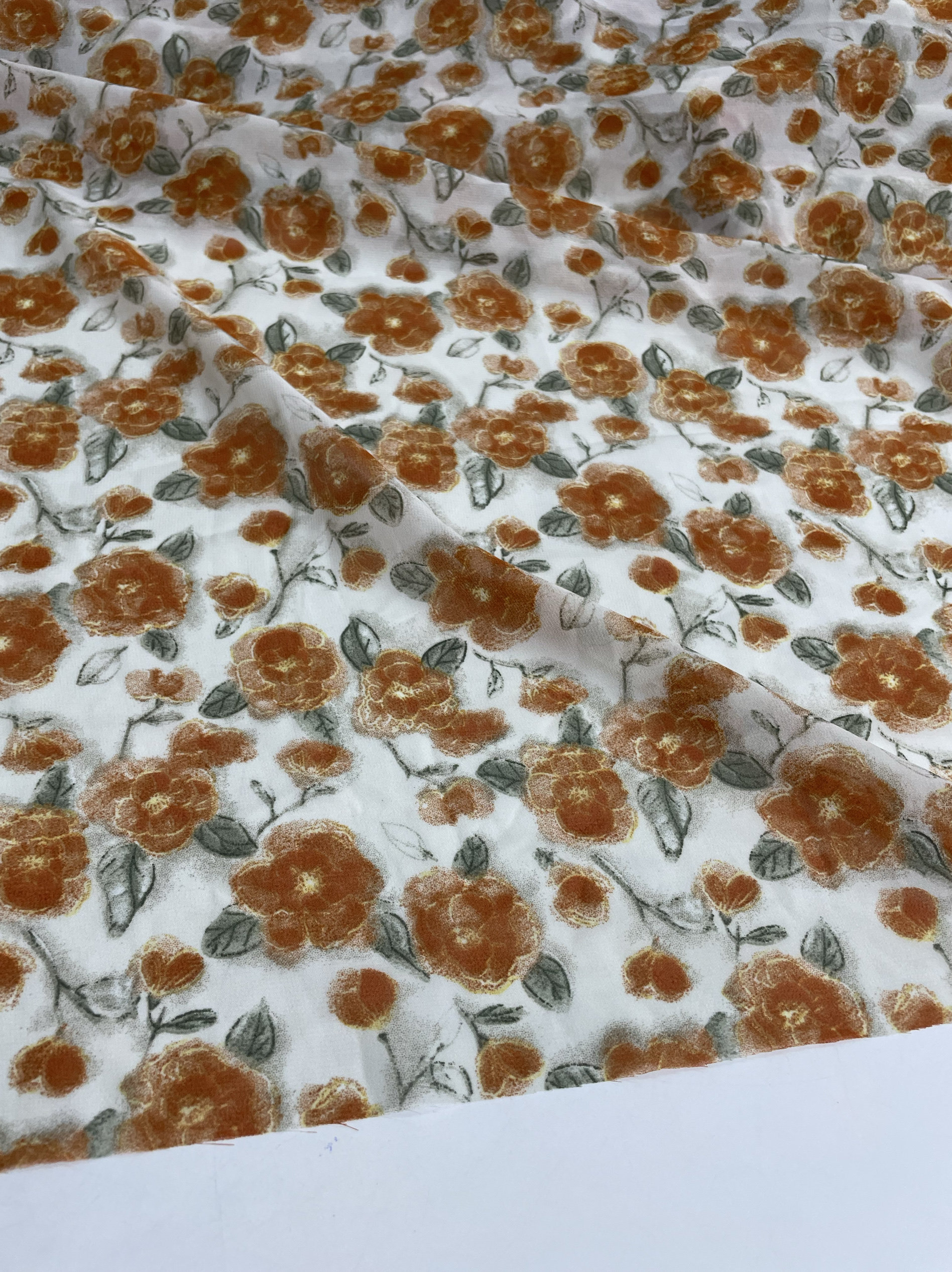 G403夏季白底黄绿色印花雪纺布头柔软垂坠透气连衣裙上衣服装面料,淘宝优惠券,粉丝福利购,淘宝优惠卷