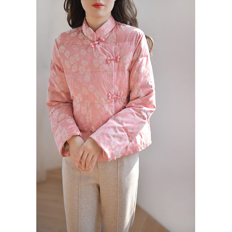 新中式羽绒服女冬季2025新款小个子国风盘扣提花粉色鸭绒服短外套,淘宝优惠券,粉丝福利购,淘宝优惠卷