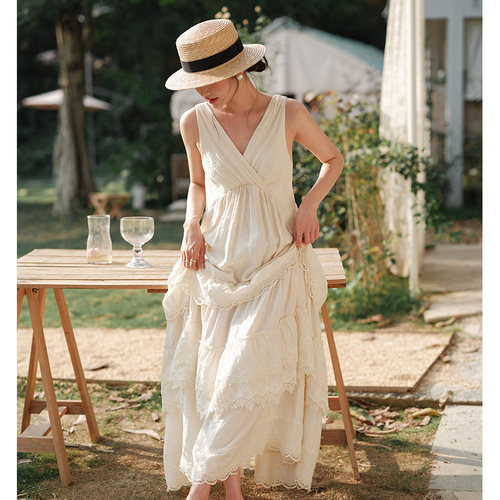 夏季法式复古蛋糕裙宫廷风海边沙滩裙气质v领吊带连衣裙露背长裙 - 图0