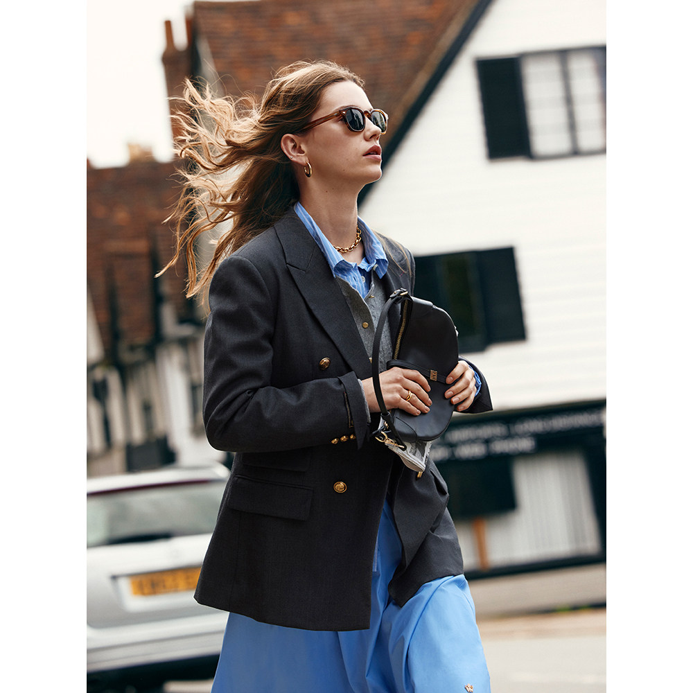 【金扣布雷泽】TeenieWeenie小熊女绵羊毛西装25秋冬轻商务短外套,淘宝优惠券,粉丝福利购,淘宝优惠卷