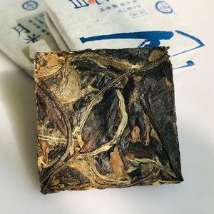 云南白茶月光白薄片茶叶 老仓2023年制景迈山砖茶非福鼎白茶500g