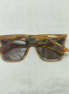 路易来美时尚女款太阳镜92019