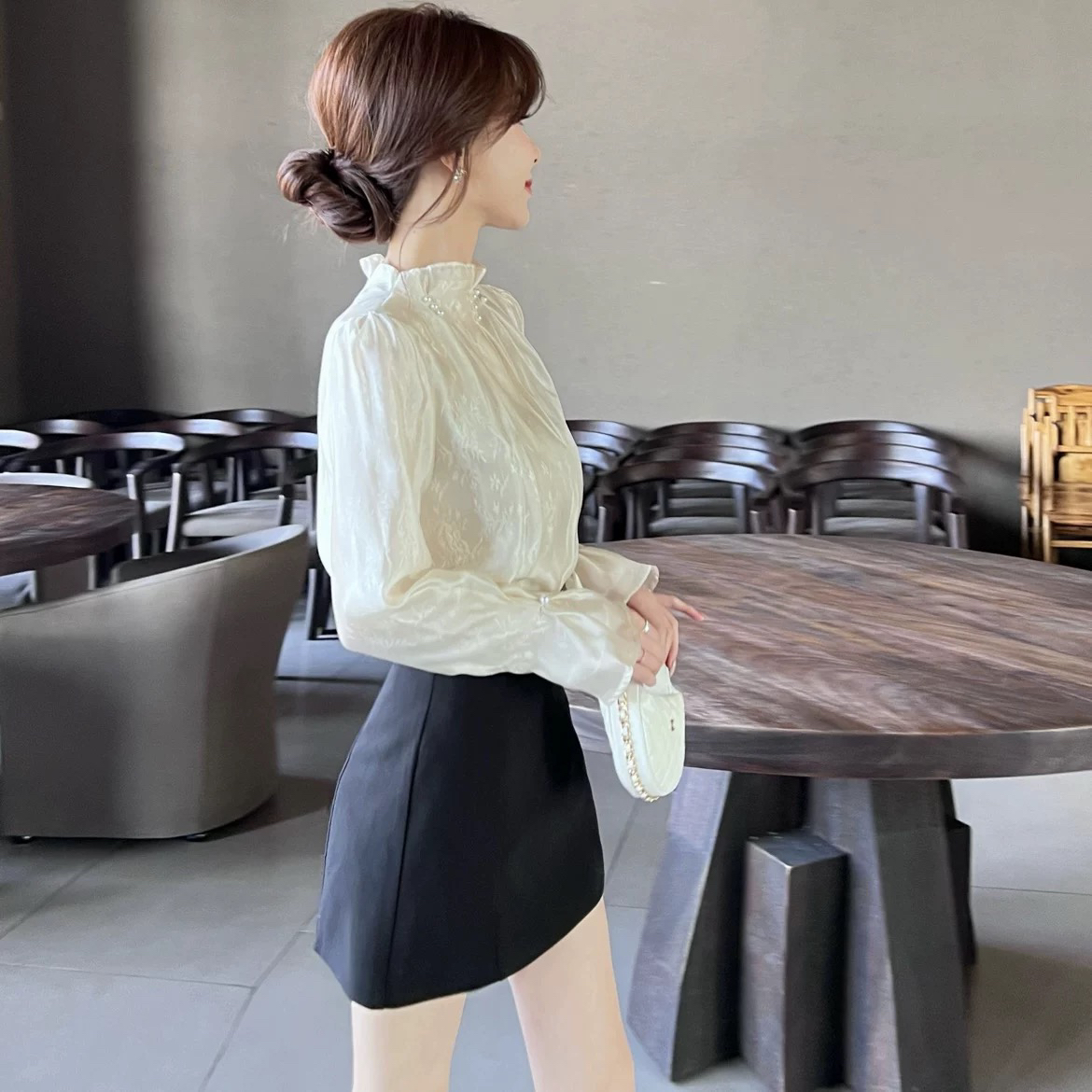 卡卡女装官方旗舰店正品《白月清梦》法式钉珠立领气质小香风衬衣 - 图2