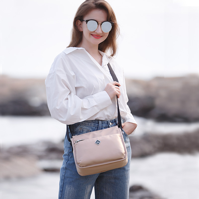 Frazzil/法姿新款斜挎包女黑色尼龙布包轻便妈妈单肩包百搭小方包