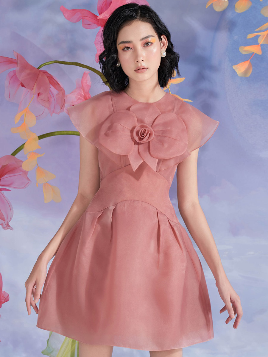 欧根纱胭脂粉色矮小个子俏皮连衣裙 知觉之门连衣裙