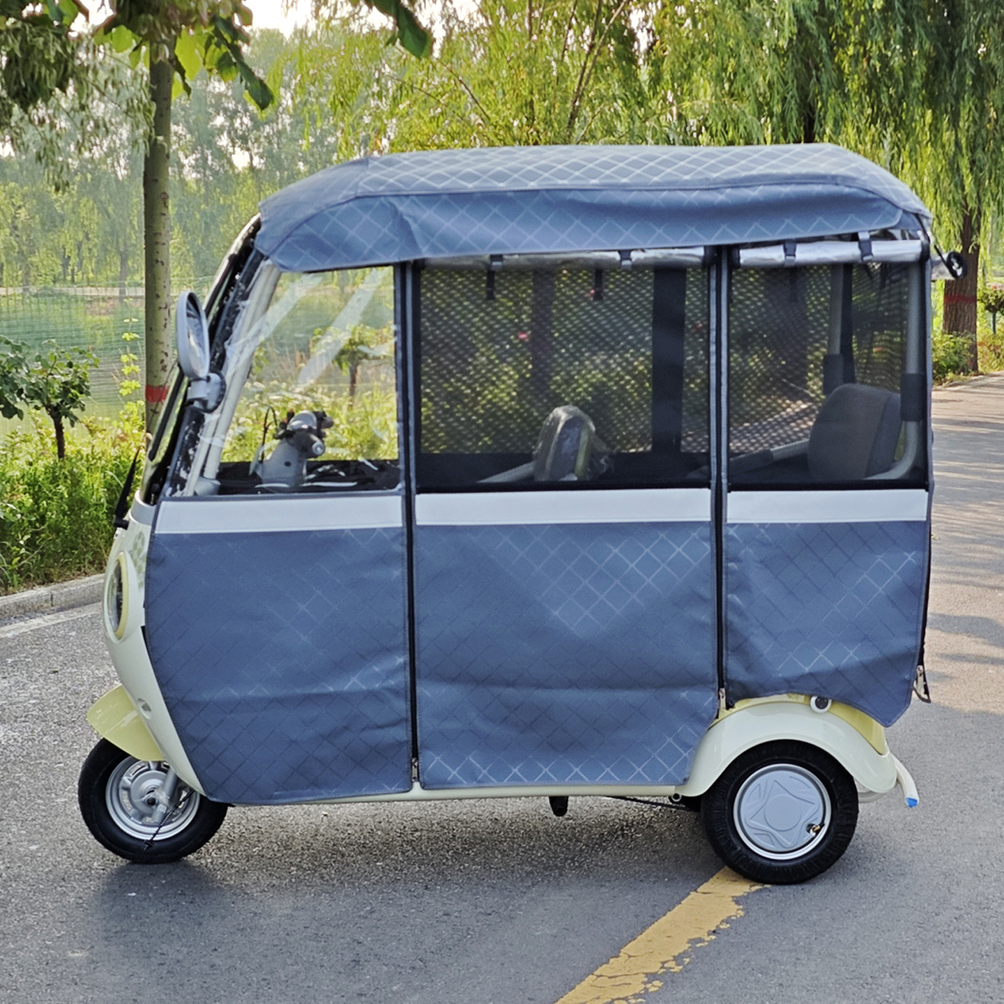 适用于雅迪CL9S/cl9/c18/c16/a80/k8e电动三轮车雨帘棚雨蓬内装帘 - 图1