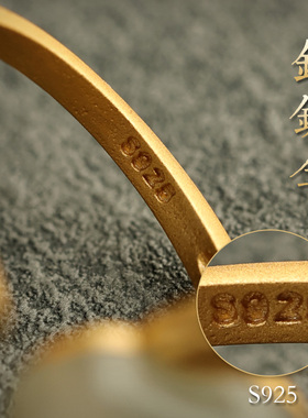 论檀和田玉兔戒指足银食指指环