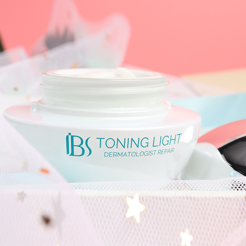 军博仕焕颜美即素颜霜遮瑕隔离面霜 军博仕乳液/面霜