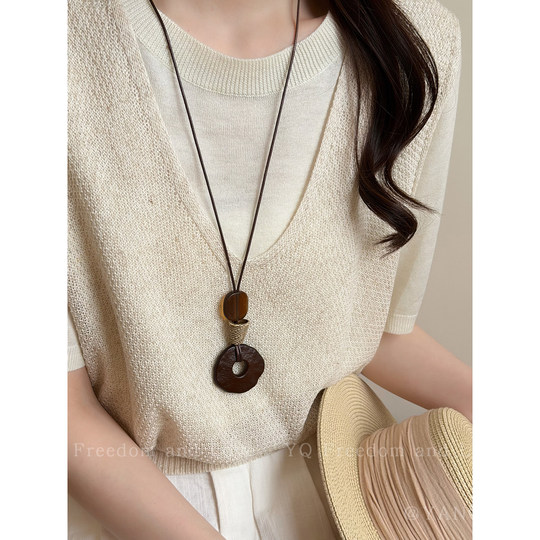 Summer retro long necklace 2026 new clavicle chain