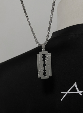 钢制刀片项链男女情侣潮酷个性百搭嘻哈吊坠卫衣链子男秋冬毛衣链