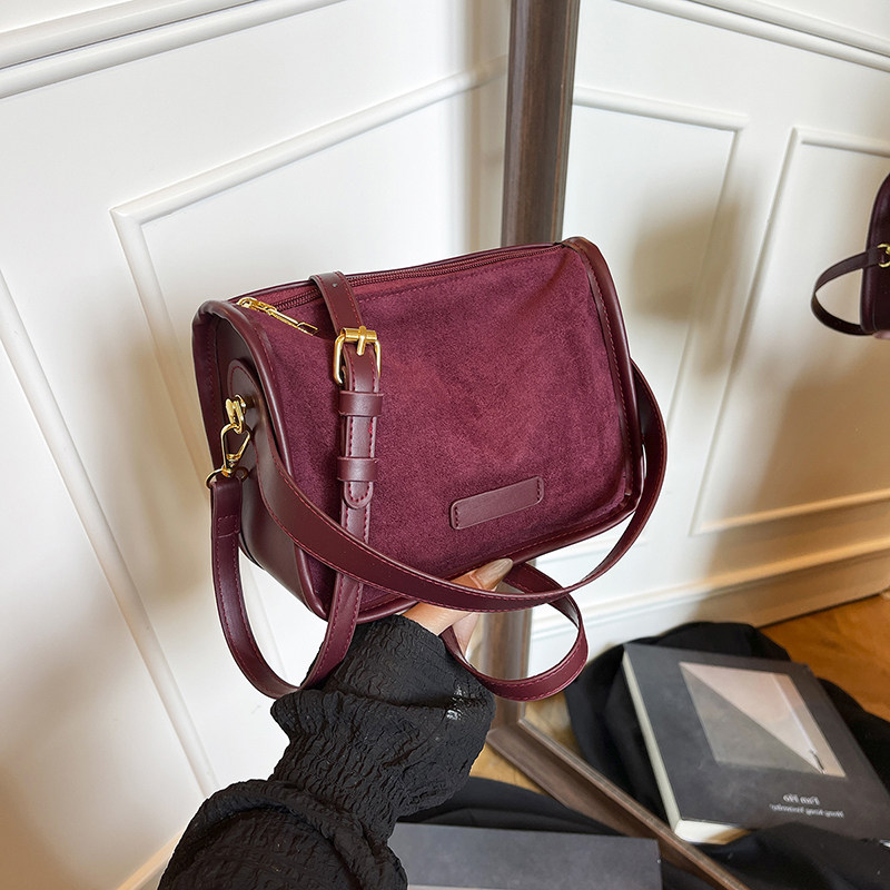 芊舒祺2026新款麂皮绒小方包女百搭洋气手提斜挎包时尚潮流单肩包,淘宝优惠券,粉丝福利购,淘宝优惠卷