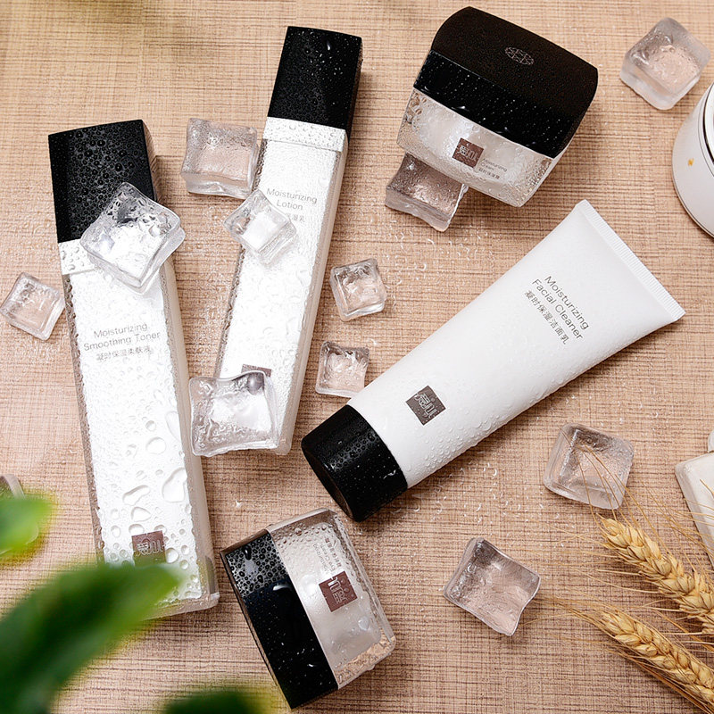 爱心301凝时保湿套装乳液洁面乳 时代美业化妆品面部护理套装