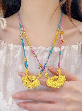 2025新中式多巴胺编绳锦鲤锁项链女士甜美设计长款锁骨链国潮首饰