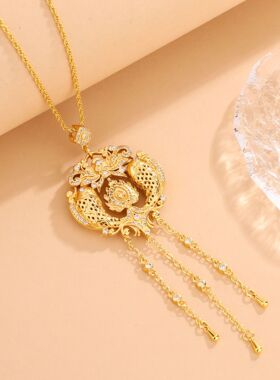 2026新款中国风双鱼戏珠项链女士时尚百搭设计感轻奢锦鲤锁骨链女