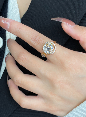 旋转戒指超闪锆石轻奢