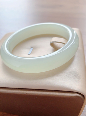 56.2圈口-晴水色-平安镯-青海料-天然和田玉手镯-梧桐家