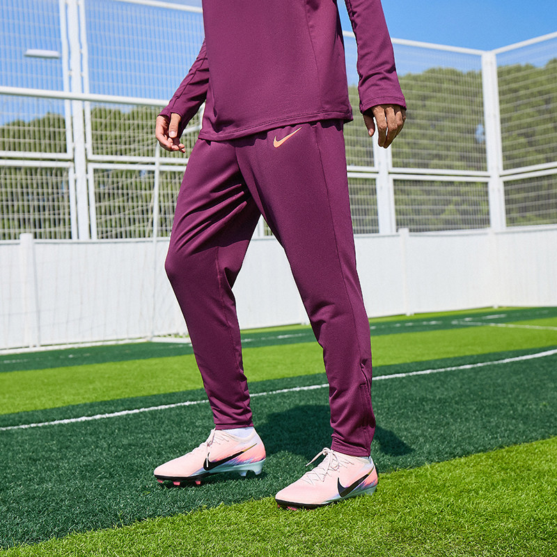皇贝正品Nike耐克男子足球运动训练速干针织透气长裤FN2405-610,淘宝优惠券,粉丝福利购,淘宝优惠卷